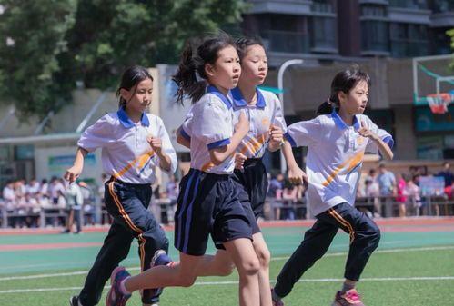 旭升爆料最新棒球新动作,棒球新动作震撼来袭，精彩瞬间不容错过！